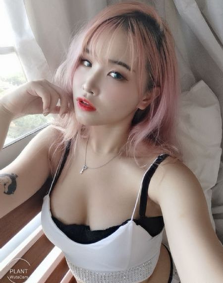 女大学生的沙龙室1_DVD超清免费观看