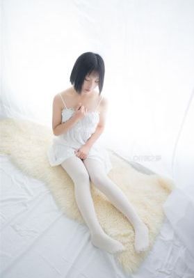 小婕子的第一次_高清日韩免费观看